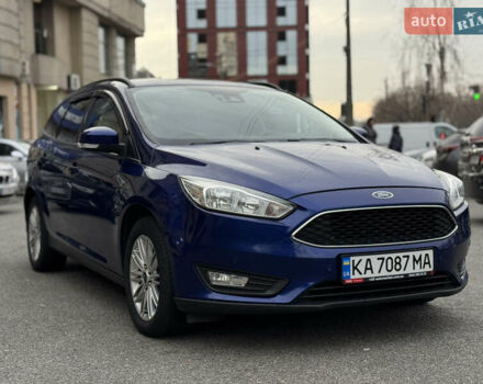 Синий Форд Фокус, объемом двигателя 1.5 л и пробегом 191 тыс. км за 10500 $, фото 4 на Automoto.ua