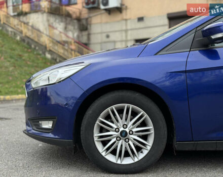 Синий Форд Фокус, объемом двигателя 1.5 л и пробегом 191 тыс. км за 10500 $, фото 5 на Automoto.ua