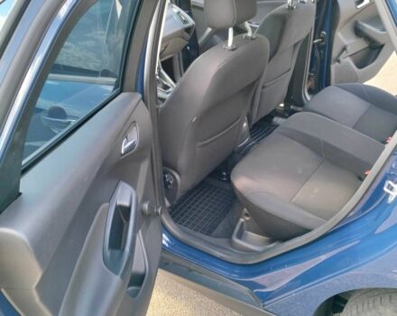 Синий Форд Фокус, объемом двигателя 1.5 л и пробегом 240 тыс. км за 9828 $, фото 3 на Automoto.ua