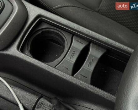 Синий Форд Фокус, объемом двигателя 1.5 л и пробегом 191 тыс. км за 10500 $, фото 28 на Automoto.ua