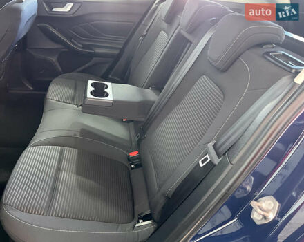 Синій Форд Фокус, об'ємом двигуна 1.5 л та пробігом 229 тис. км за 12650 $, фото 10 на Automoto.ua