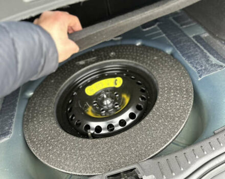 Синий Форд Фокус, объемом двигателя 1.5 л и пробегом 208 тыс. км за 10300 $, фото 15 на Automoto.ua