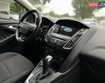 Синий Форд Фокус, объемом двигателя 1.5 л и пробегом 199 тыс. км за 11300 $, фото 21 на Automoto.ua