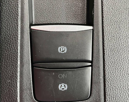 Синій Форд Фокус, об'ємом двигуна 1.5 л та пробігом 229 тис. км за 12650 $, фото 24 на Automoto.ua