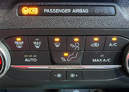 Синій Форд Фокус, об'ємом двигуна 1.5 л та пробігом 229 тис. км за 12650 $, фото 22 на Automoto.ua