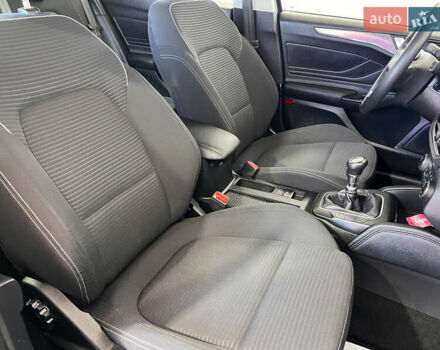 Синий Форд Фокус, объемом двигателя 1.5 л и пробегом 229 тыс. км за 12650 $, фото 8 на Automoto.ua