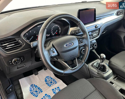 Синий Форд Фокус, объемом двигателя 1.5 л и пробегом 229 тыс. км за 12650 $, фото 5 на Automoto.ua