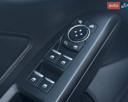 Синий Форд Фокус, объемом двигателя 1.5 л и пробегом 138 тыс. км за 14800 $, фото 41 на Automoto.ua