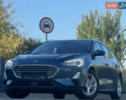 Синій Форд Фокус, об'ємом двигуна 1.5 л та пробігом 130 тис. км за 14800 $, фото 1 на Automoto.ua