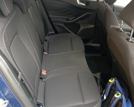 Синій Форд Фокус, об'ємом двигуна 1.5 л та пробігом 283 тис. км за 20978 $, фото 3 на Automoto.ua