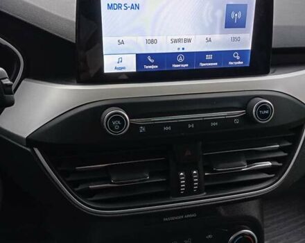 Синій Форд Фокус, об'ємом двигуна 1.5 л та пробігом 283 тис. км за 15169 $, фото 5 на Automoto.ua