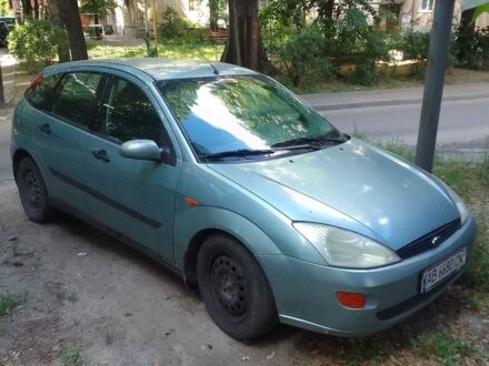Синій Форд Фокус, об'ємом двигуна 1.8 л та пробігом 293 тис. км за 2000 $, фото 1 на Automoto.ua