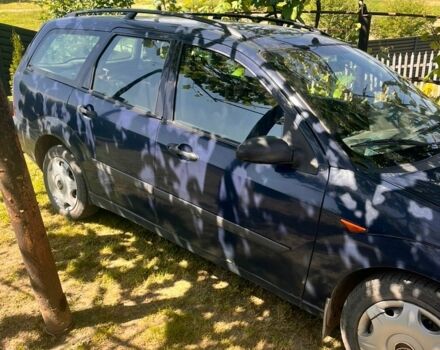 Синій Форд Фокус, об'ємом двигуна 1.75 л та пробігом 490 тис. км за 2000 $, фото 1 на Automoto.ua