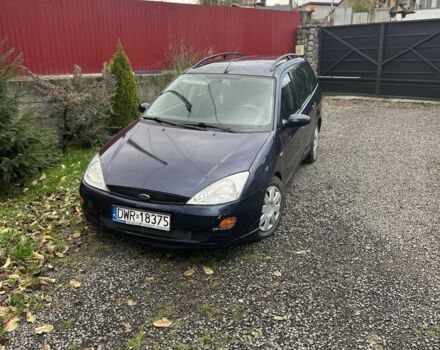 Синий Форд Фокус, объемом двигателя 1.8 л и пробегом 300 тыс. км за 1300 $, фото 1 на Automoto.ua