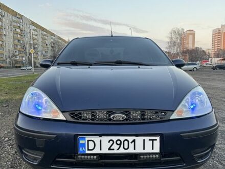 Синий Форд Фокус, объемом двигателя 1.6 л и пробегом 304 тыс. км за 3000 $, фото 1 на Automoto.ua