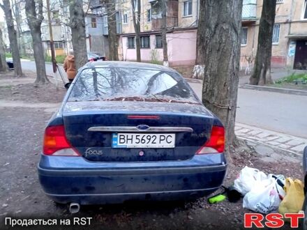 Синий Форд Фокус, объемом двигателя 1.8 л и пробегом 277 тыс. км за 1000 $, фото 1 на Automoto.ua