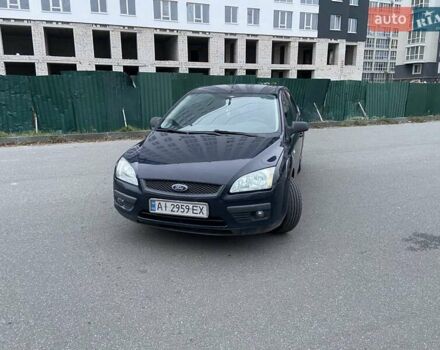 Синий Форд Фокус, объемом двигателя 1.4 л и пробегом 302 тыс. км за 4250 $, фото 1 на Automoto.ua