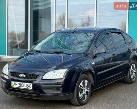Синий Форд Фокус, объемом двигателя 1.4 л и пробегом 290 тыс. км за 3800 $, фото 1 на Automoto.ua