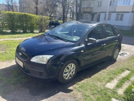 Форд Фокус 2005 у Черкасах на Automoto.ua Синій Форд Фокус, об'ємом двигуна 1.4 л та пробігом 357 тис. км за 2800 $, фото 1 на Automoto.ua