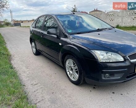 Синий Форд Фокус, объемом двигателя 1.75 л и пробегом 350 тыс. км за 4000 $, фото 1 на Automoto.ua