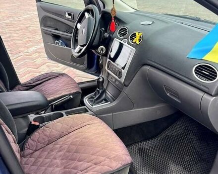 Синій Форд Фокус, об'ємом двигуна 1.8 л та пробігом 240 тис. км за 5500 $, фото 1 на Automoto.ua