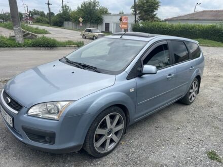 Синий Форд Фокус, объемом двигателя 2 л и пробегом 218 тыс. км за 5200 $, фото 1 на Automoto.ua