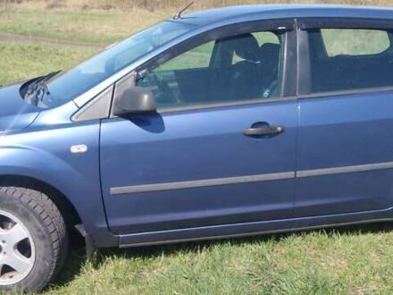 Форд Фокус 2005 в Хмельницком на Automoto.ua Синий Форд Фокус, объемом двигателя 1.6 л и пробегом 208 тыс. км за 4200 $, фото 1 на Automoto.ua