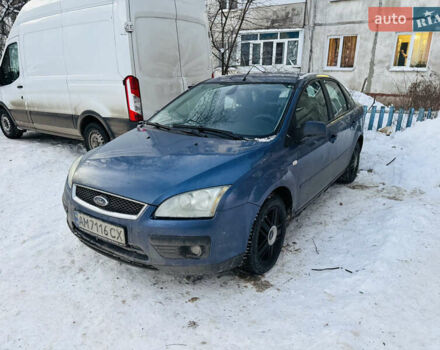 Синий Форд Фокус, объемом двигателя 1.6 л и пробегом 300 тыс. км за 4500 $, фото 1 на Automoto.ua