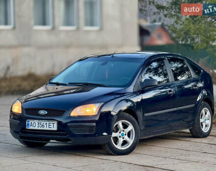Синий Форд Фокус, объемом двигателя 1.56 л и пробегом 334 тыс. км за 4500 $, фото 1 на Automoto.ua