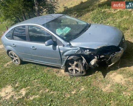 Синій Форд Фокус, об'ємом двигуна 1.56 л та пробігом 198 тис. км за 2000 $, фото 1 на Automoto.ua