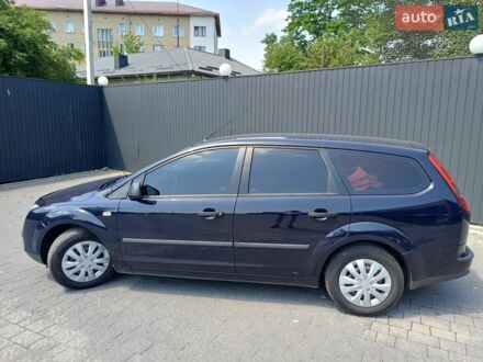Синий Форд Фокус, объемом двигателя 1.6 л и пробегом 185 тыс. км за 3900 $, фото 1 на Automoto.ua
