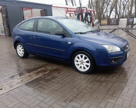 Синий Форд Фокус, объемом двигателя 1.6 л и пробегом 370 тыс. км за 4200 $, фото 1 на Automoto.ua