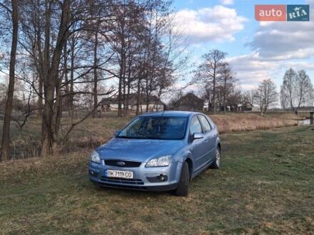 Синій Форд Фокус, об'ємом двигуна 1.6 л та пробігом 280 тис. км за 4100 $, фото 1 на Automoto.ua