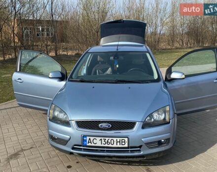 Синий Форд Фокус, объемом двигателя 1.56 л и пробегом 155 тыс. км за 3700 $, фото 1 на Automoto.ua