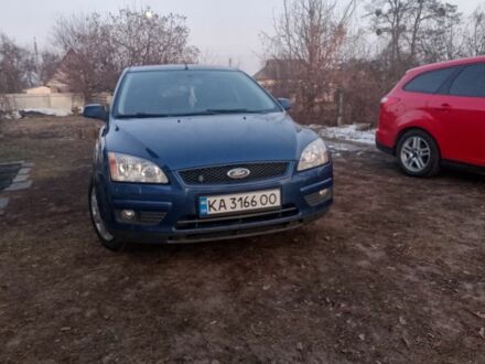 Синий Форд Фокус, объемом двигателя 2 л и пробегом 320 тыс. км за 4000 $, фото 1 на Automoto.ua