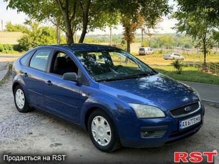 Синий Форд Фокус, объемом двигателя 1.6 л и пробегом 297 тыс. км за 3500 $, фото 1 на Automoto.ua