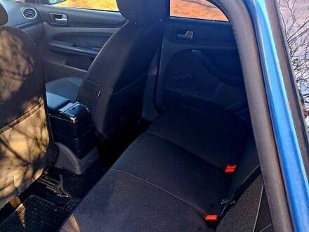 Синій Форд Фокус, об'ємом двигуна 1.6 л та пробігом 320 тис. км за 4000 $, фото 1 на Automoto.ua