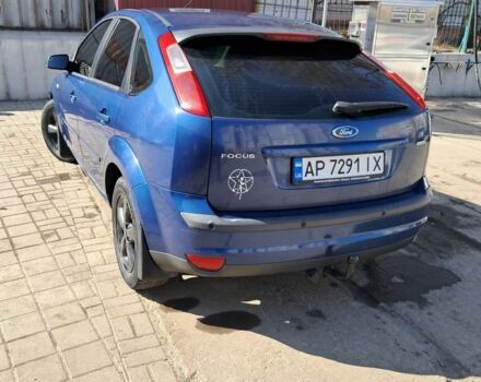 Синий Форд Фокус, объемом двигателя 1.8 л и пробегом 235 тыс. км за 3650 $, фото 1 на Automoto.ua
