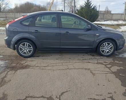 Синий Форд Фокус, объемом двигателя 1.8 л и пробегом 280 тыс. км за 3800 $, фото 1 на Automoto.ua