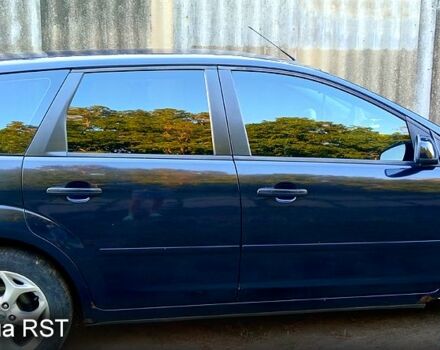 Синий Форд Фокус, объемом двигателя 1.6 л и пробегом 0 тыс. км за 4300 $, фото 1 на Automoto.ua