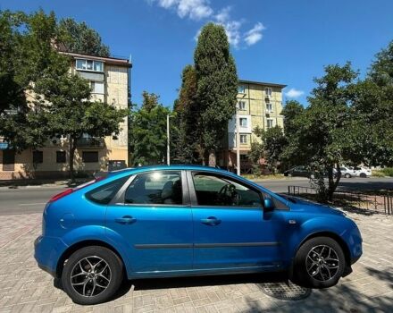 Синій Форд Фокус, об'ємом двигуна 1.6 л та пробігом 175 тис. км за 4500 $, фото 1 на Automoto.ua