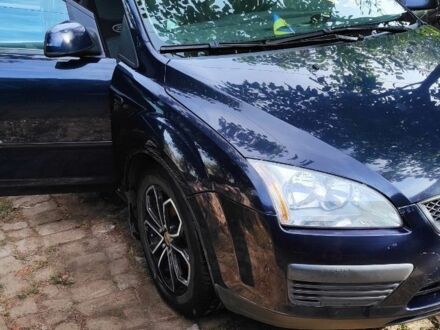 Синий Форд Фокус, объемом двигателя 1.4 л и пробегом 210 тыс. км за 3900 $, фото 1 на Automoto.ua