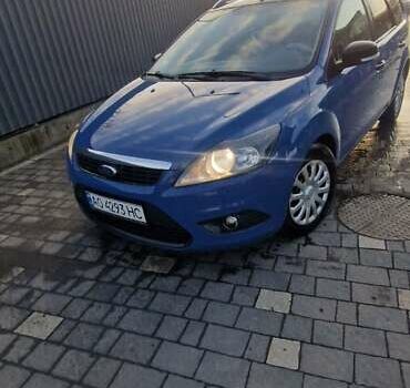 Синий Форд Фокус, объемом двигателя 1.6 л и пробегом 385 тыс. км за 3800 $, фото 1 на Automoto.ua