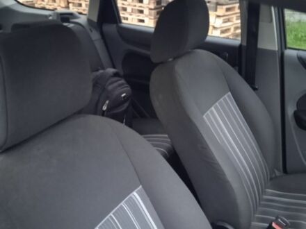 Синий Форд Фокус, объемом двигателя 1.8 л и пробегом 250 тыс. км за 4700 $, фото 1 на Automoto.ua