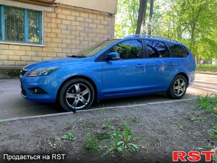 Синий Форд Фокус, объемом двигателя 1.6 л и пробегом 229 тыс. км за 4800 $, фото 1 на Automoto.ua