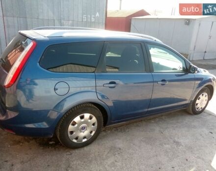 Синий Форд Фокус, объемом двигателя 1.6 л и пробегом 164 тыс. км за 4650 $, фото 1 на Automoto.ua