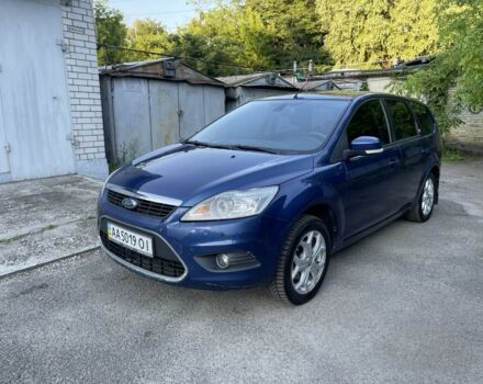 Синий Форд Фокус, объемом двигателя 1.6 л и пробегом 276 тыс. км за 3500 $, фото 1 на Automoto.ua