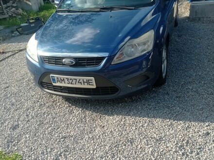 Форд Фокус 2008 в Житомире на Automoto.ua Синий Форд Фокус, объемом двигателя 1.8 л и пробегом 250 тыс. км за 3300 $, фото 1 на Automoto.ua