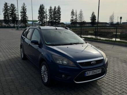 Синий Форд Фокус, объемом двигателя 1.8 л и пробегом 272 тыс. км за 5800 $, фото 1 на Automoto.ua