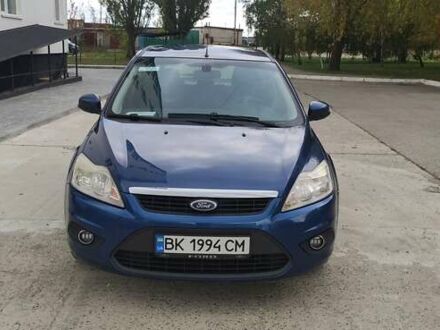 Синий Форд Фокус, объемом двигателя 1.6 л и пробегом 240 тыс. км за 5100 $, фото 1 на Automoto.ua